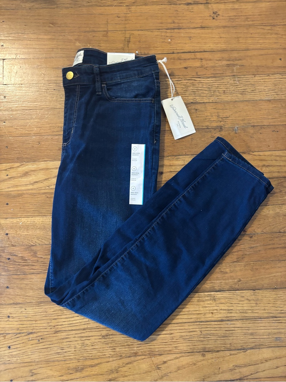 NWT Universal Threads Jeans - Skinny Jean Dark Blue